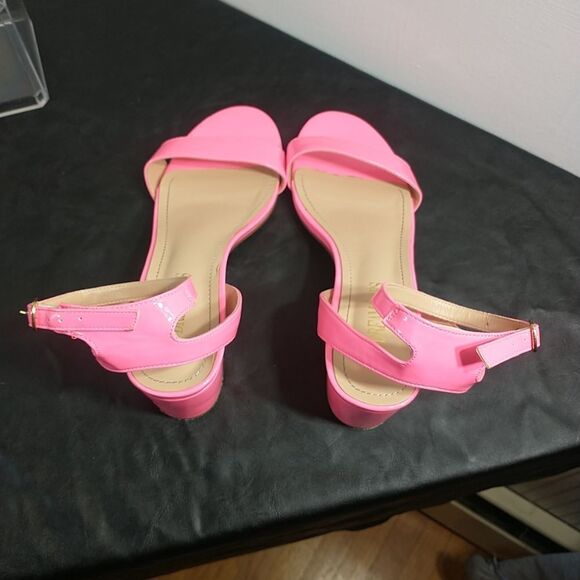 Dream Pairs Women's SZ 9.5 Hot Pink Carnival Ankle Strap Sandals Heels . - Picture 9 of 10